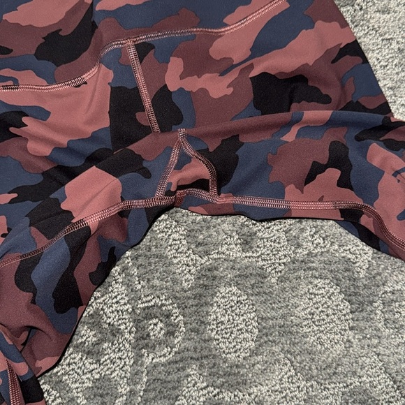 •Lululemon Wunder Under High-Rise Tight 25" *Full-On Luxtreme• - Picture 4 of 9